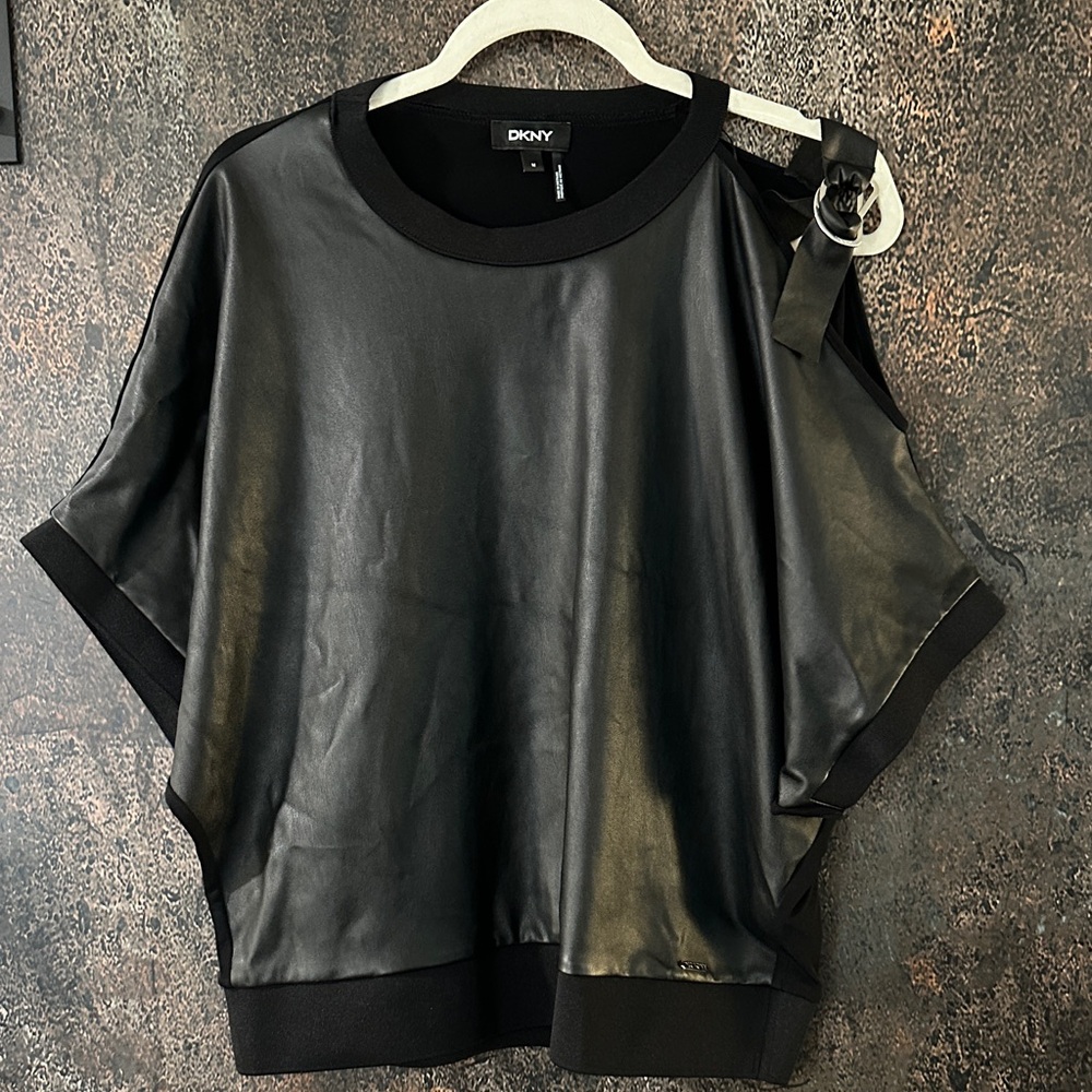 DKNY Black Faux Leather Short Sleeve Top size M